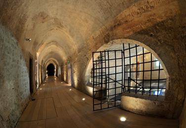 Image for: VISITE GUIDÉE DU SOUS-SOL ARCHÉOLOGIQUE